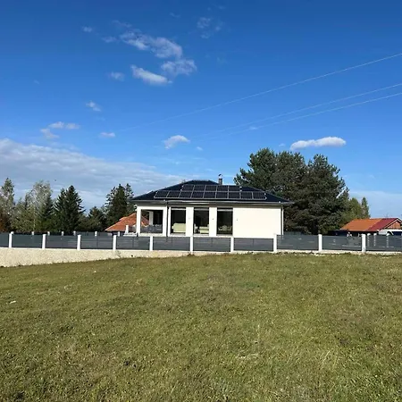 Zlatar Hacijenda * Nova Varos